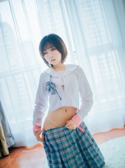 边摸边吃奶边做又黄又激烈的视频_720电影完整版